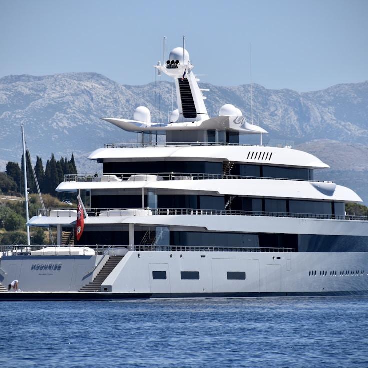 Yacht lifestyle experience